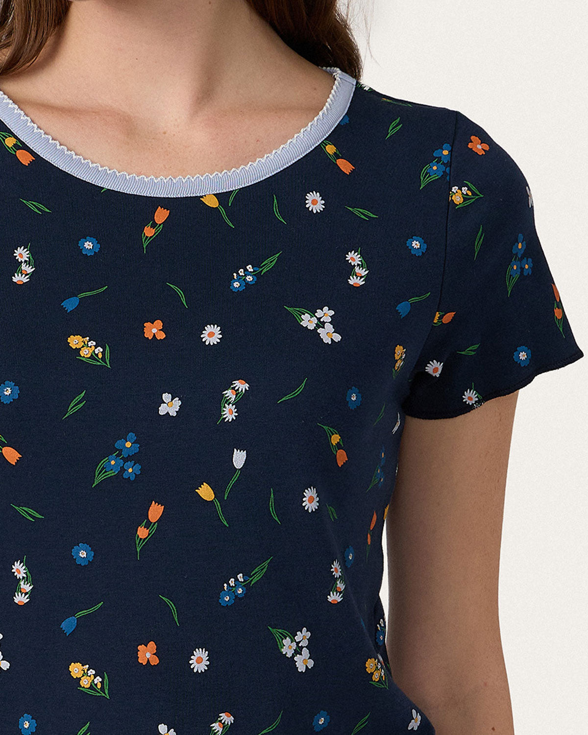 Chest | Embroidery