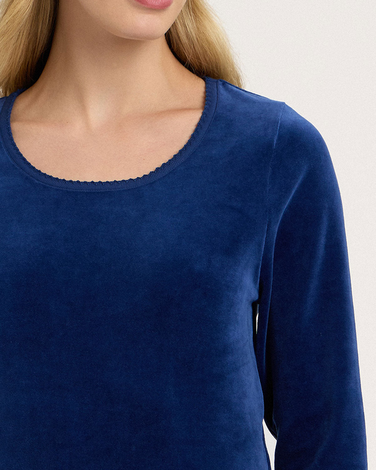 Chest | Embroidery