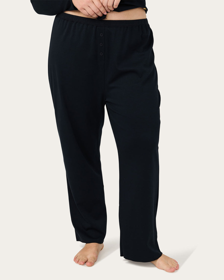 Ellie Pant in Jet Black More