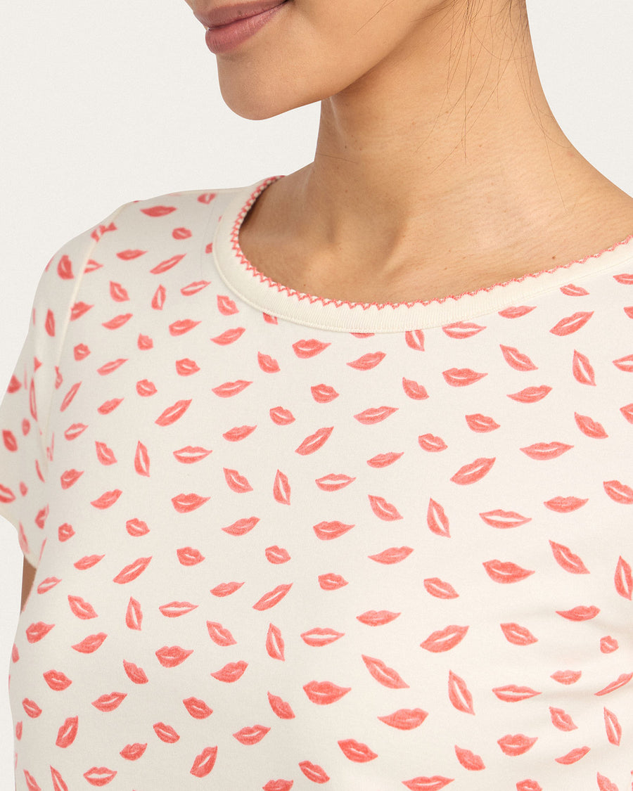 Neck embroidery placement preview