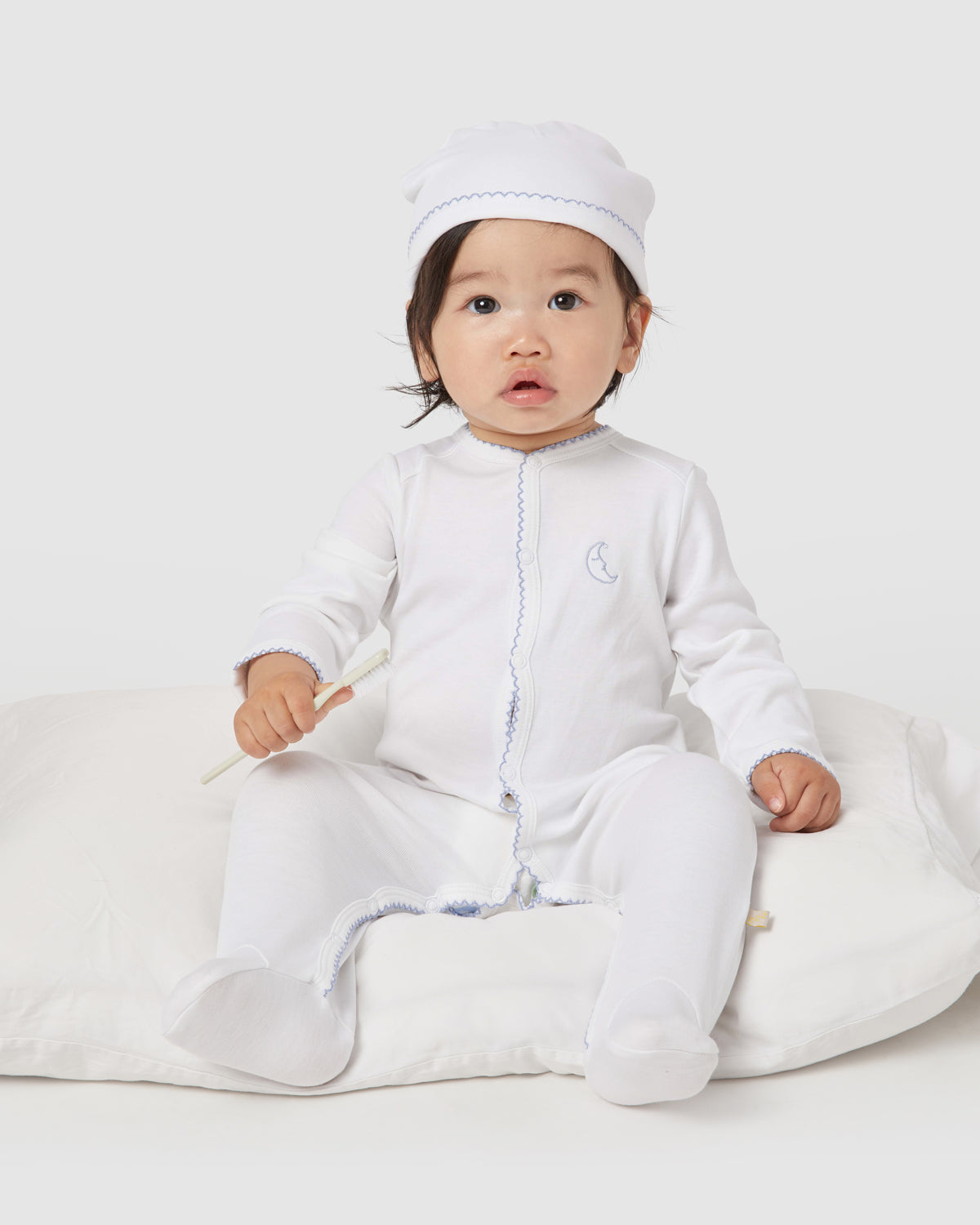 Baby Hat Rory Onesie Set In Chalk